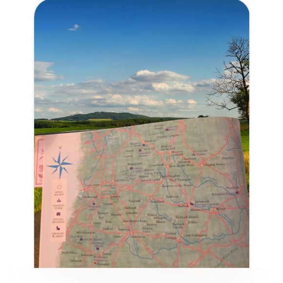 PGC Book -The Cotswolds by John Curtis  Hardcover of England Cottages & Gardens - Picture 4 of 5